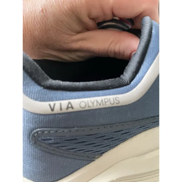Altra Via Olympus Mens 10.5 Shoes Blue Running Walking Road Gym AL0A82BW419