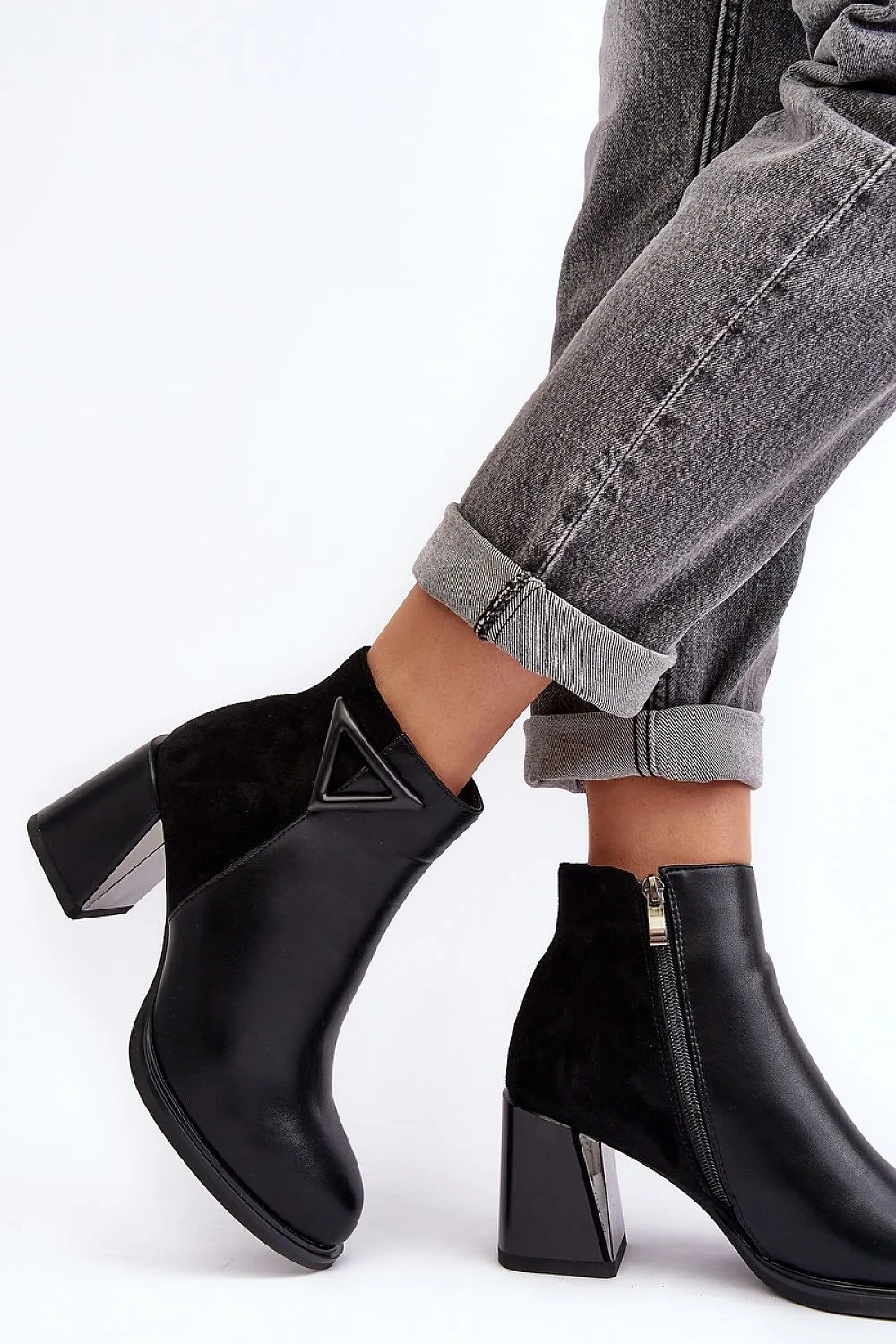 Heel boots