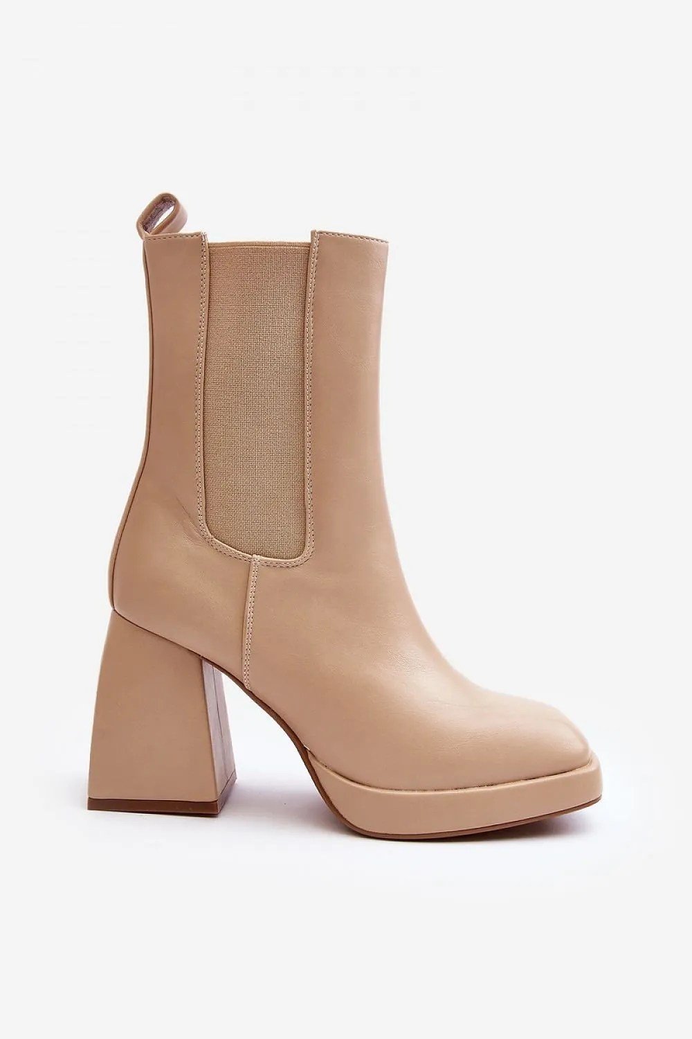 Heel boots