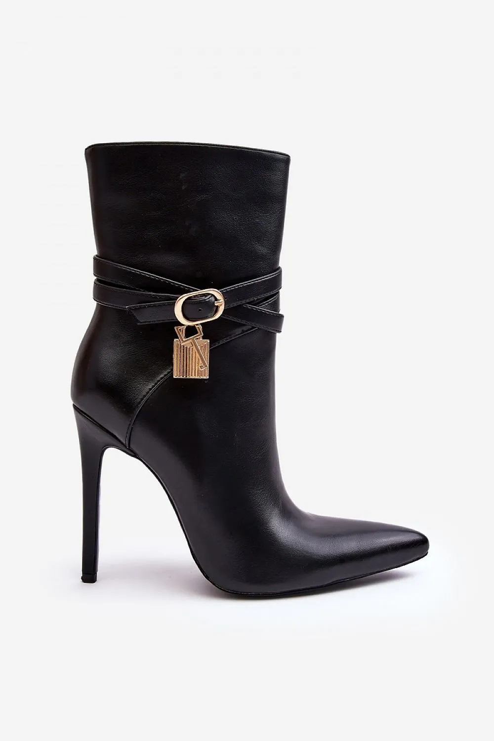 Heel boots
