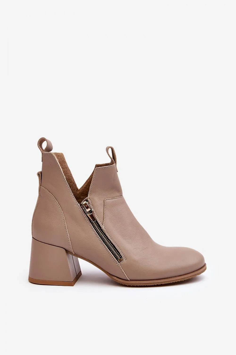 Heel boots