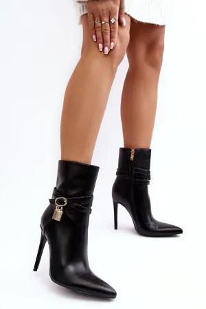 Heel boots