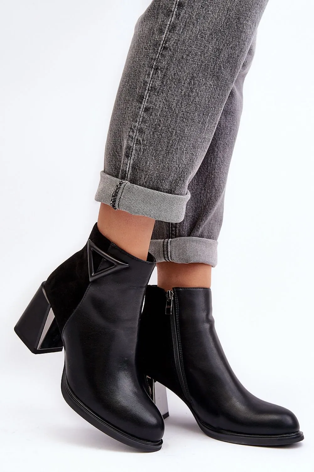 Heel boots