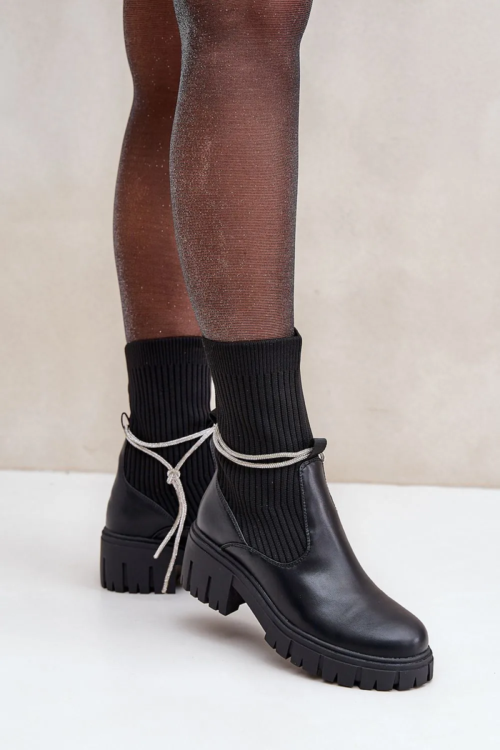 Heel boots