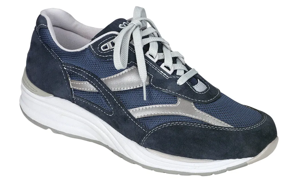 Men's Journey Mesh Lace Up Sneaker in Blue