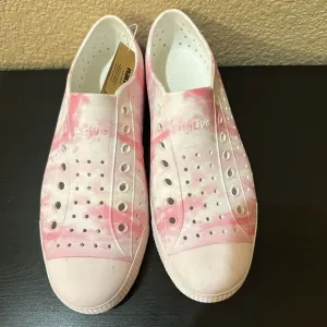 Native Men’s Jefferson Sugarlite Water Shoes 11 NWT Shell White Milk Pink Clouds