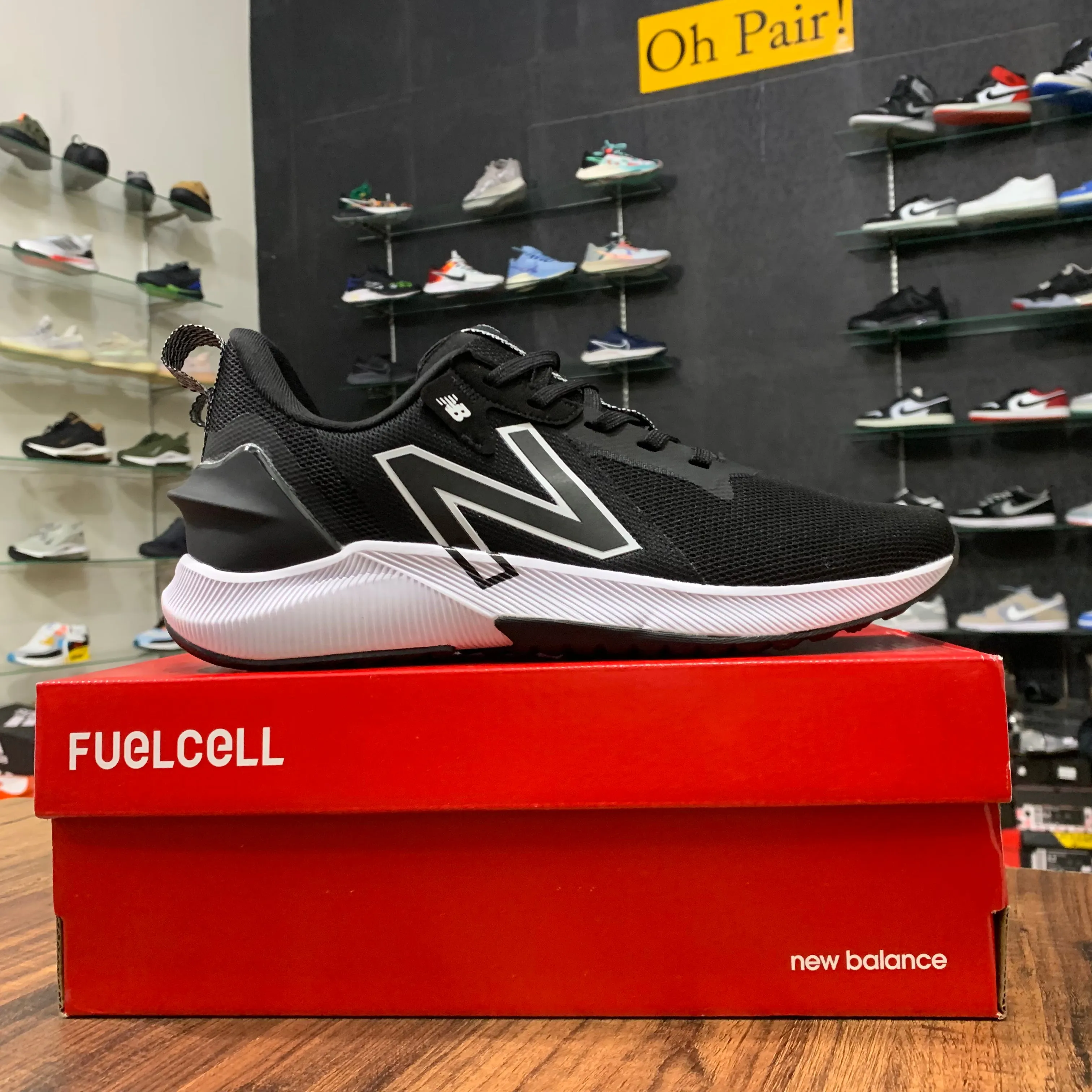 NB FuelCell Propel RMX v2 Black White