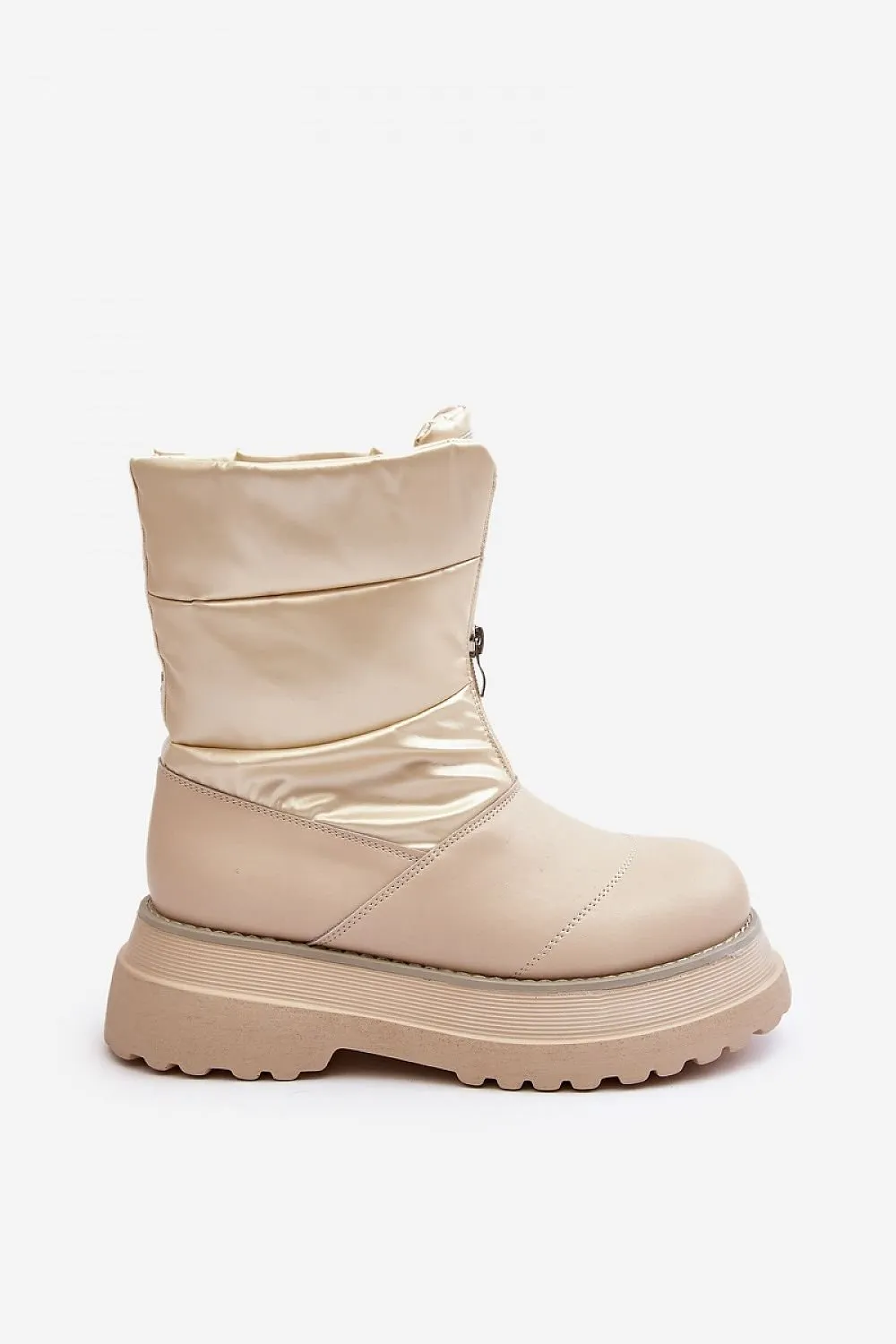 Snow boots