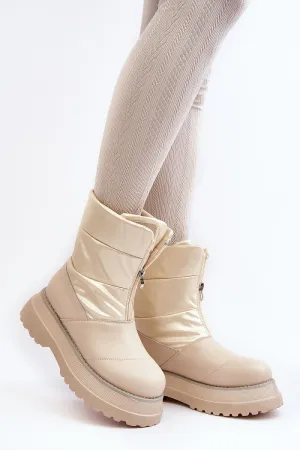 Snow boots