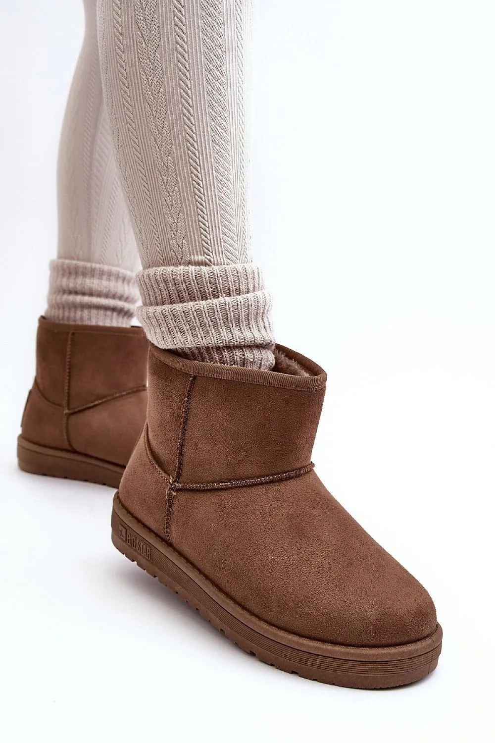 Snow boots