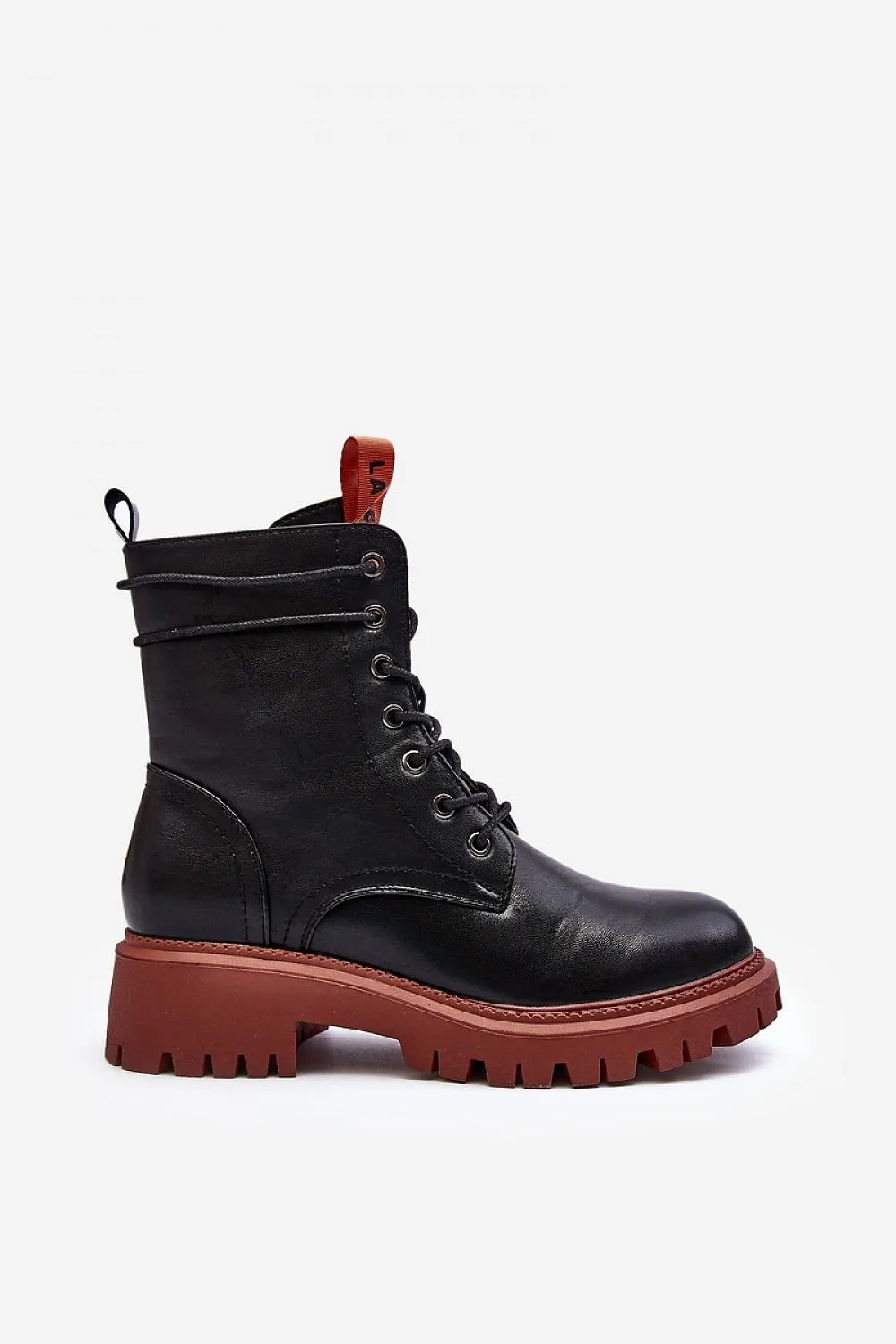 Trapper shoes