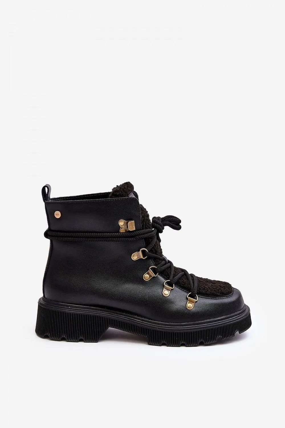 Trapper shoes