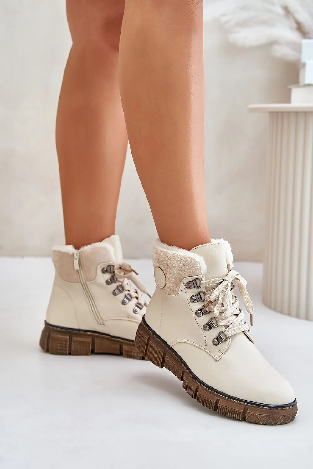 Trapper shoes